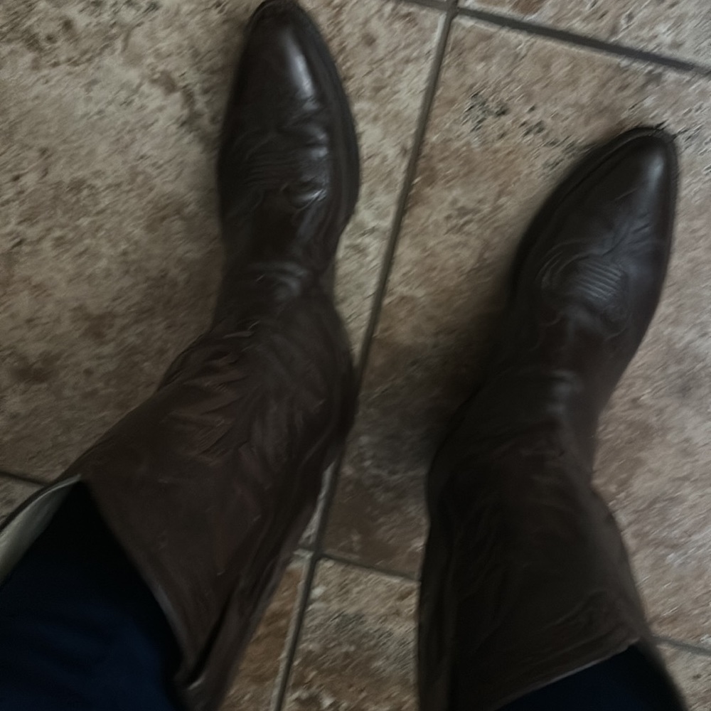 Boots( cowboy boots)embroided stitching - Picture 3 of 3